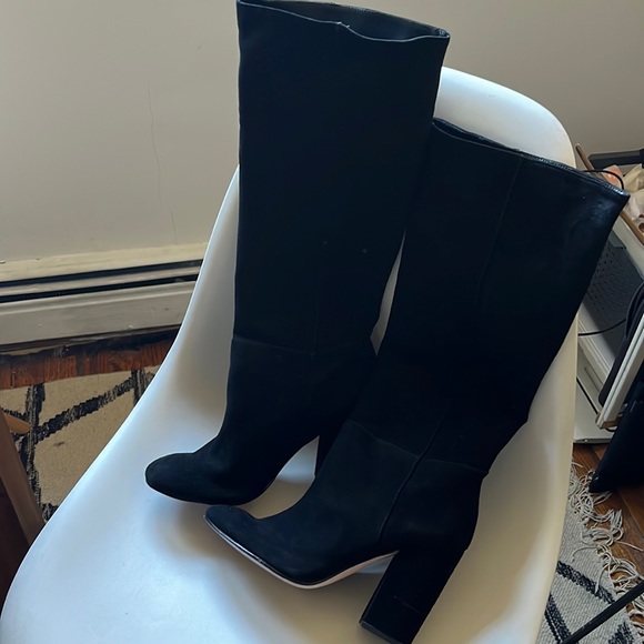 Schultz Suede pull up boot - Picture 2 of 7